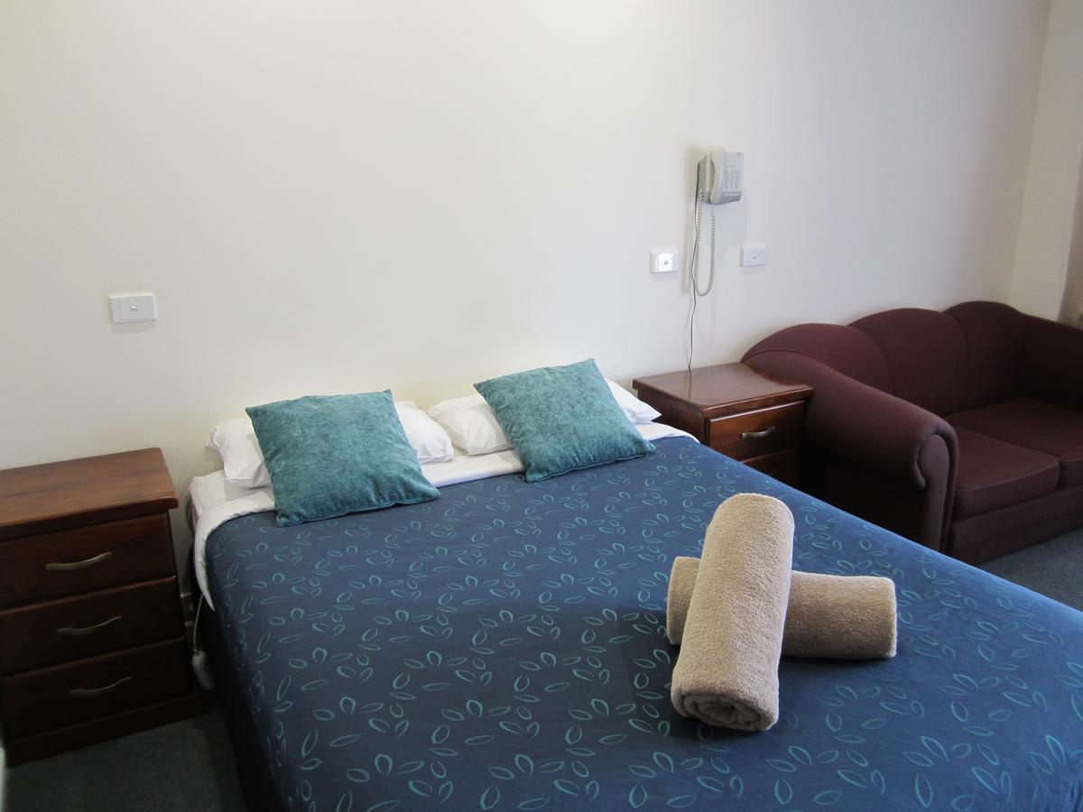 Snowgum Motel Маунт Бюти Екстериор снимка